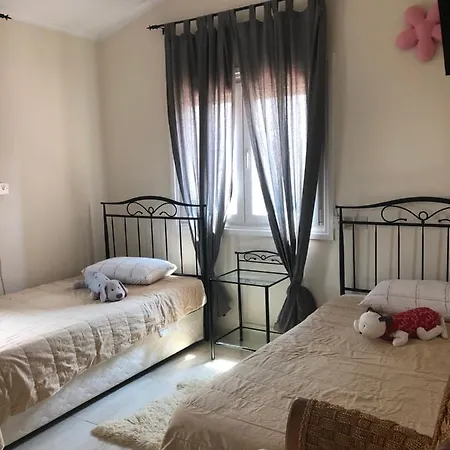 Maria Three Bedroom Mercan Koyu