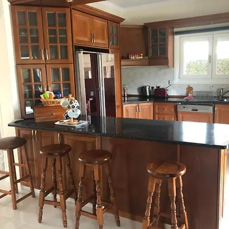 Maria Three Bedroom Mercan Koyu
