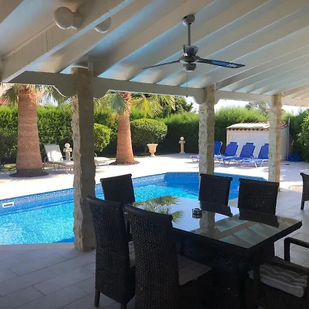 Maria Three Bedroom Mercan Koyu