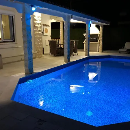Villa Maria Three Bedroom *
